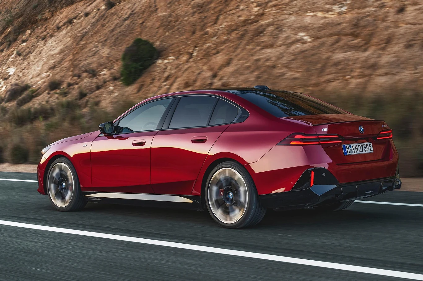BMW serii 5 & BMW i5 (G60) BMW serii 5 & BMW i5 (G60)