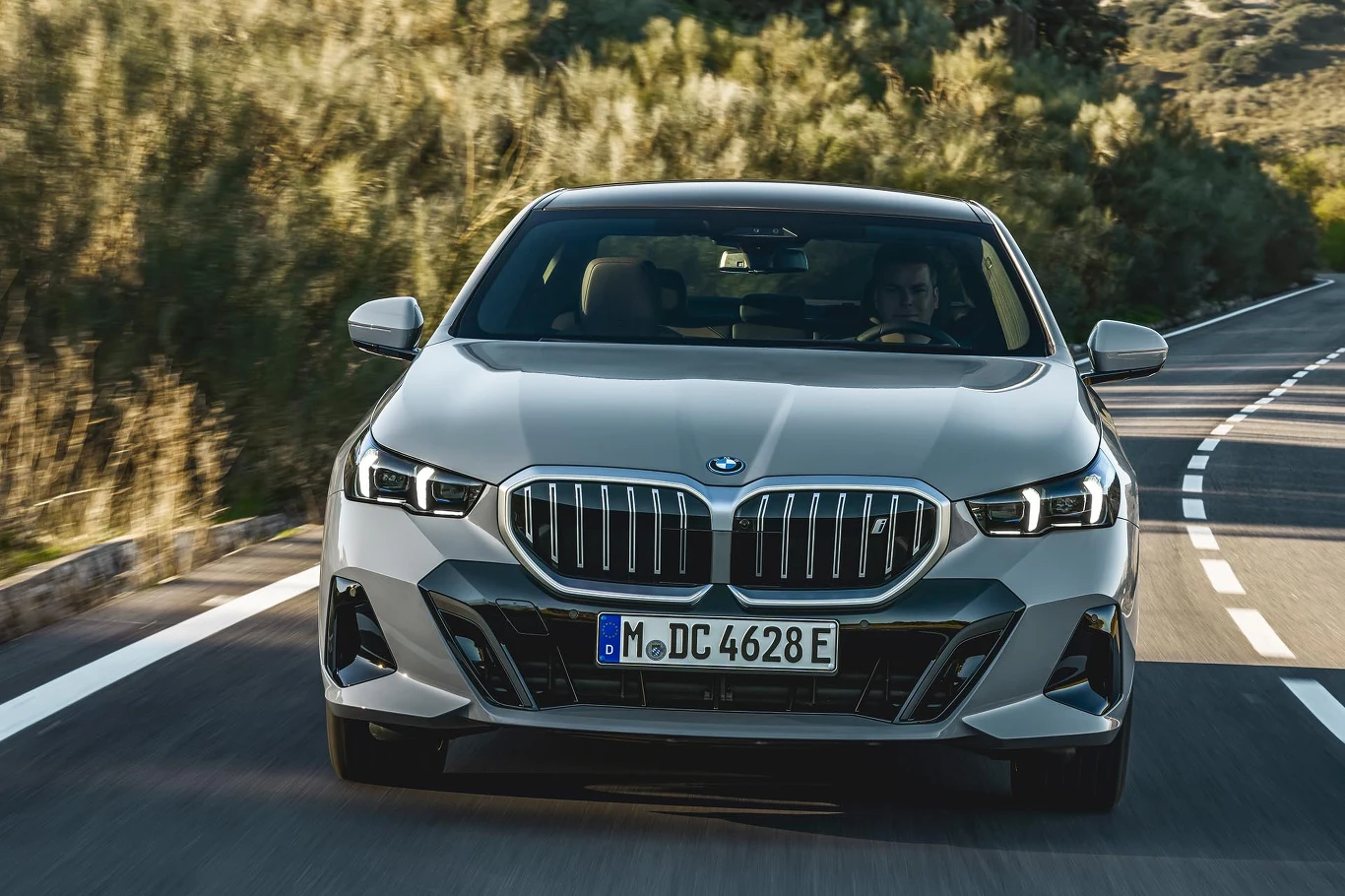 BMW serii 5 & BMW i5 (G60) BMW serii 5 & BMW i5 (G60)