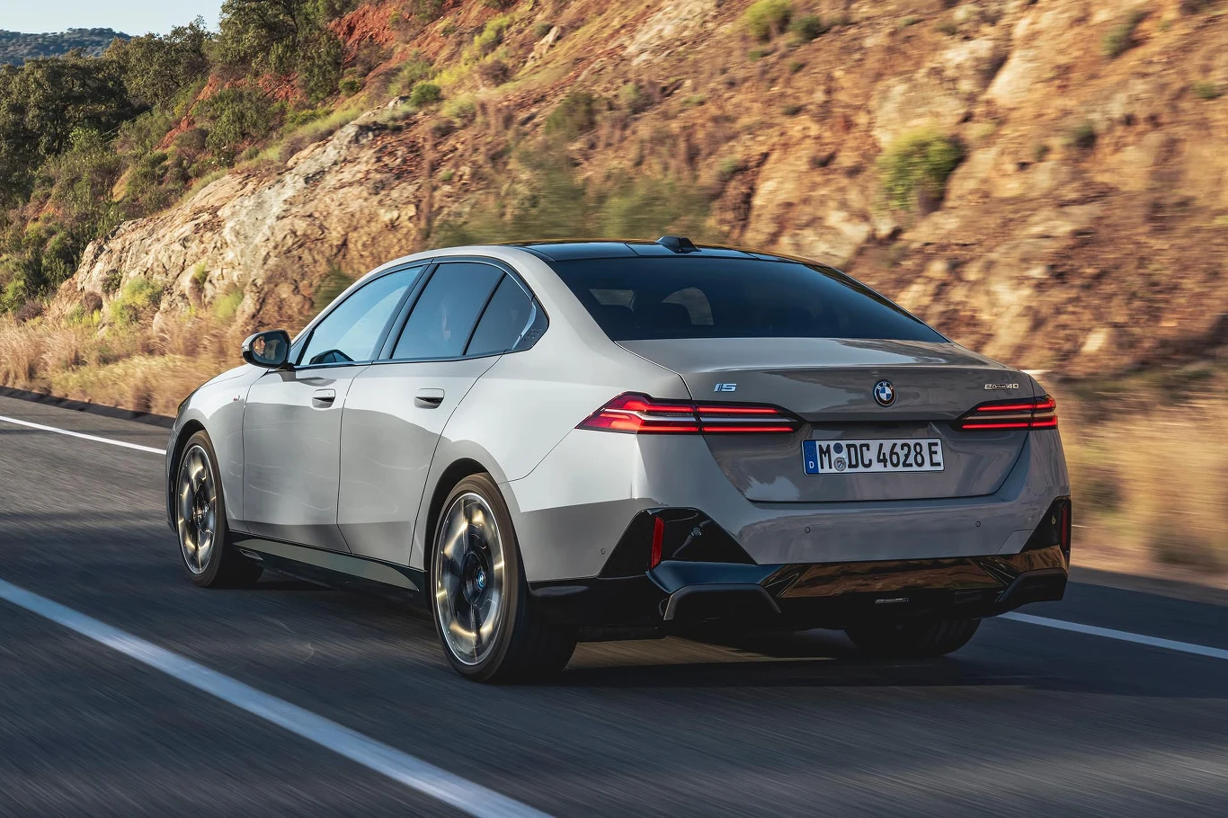 BMW serii 5 & BMW i5 (G60) BMW serii 5 & BMW i5 (G60)