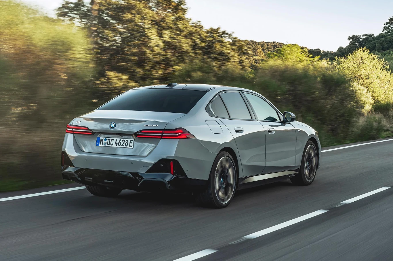 BMW serii 5 & BMW i5 (G60) BMW serii 5 & BMW i5 (G60)