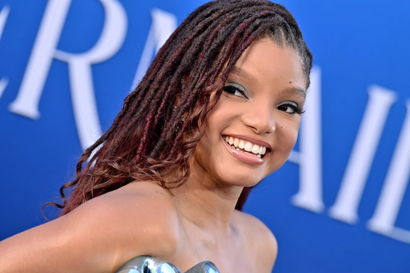 Halle Bailey na światowej premierze "Małej Syrenki" w Hollywood (8 maja 2023)