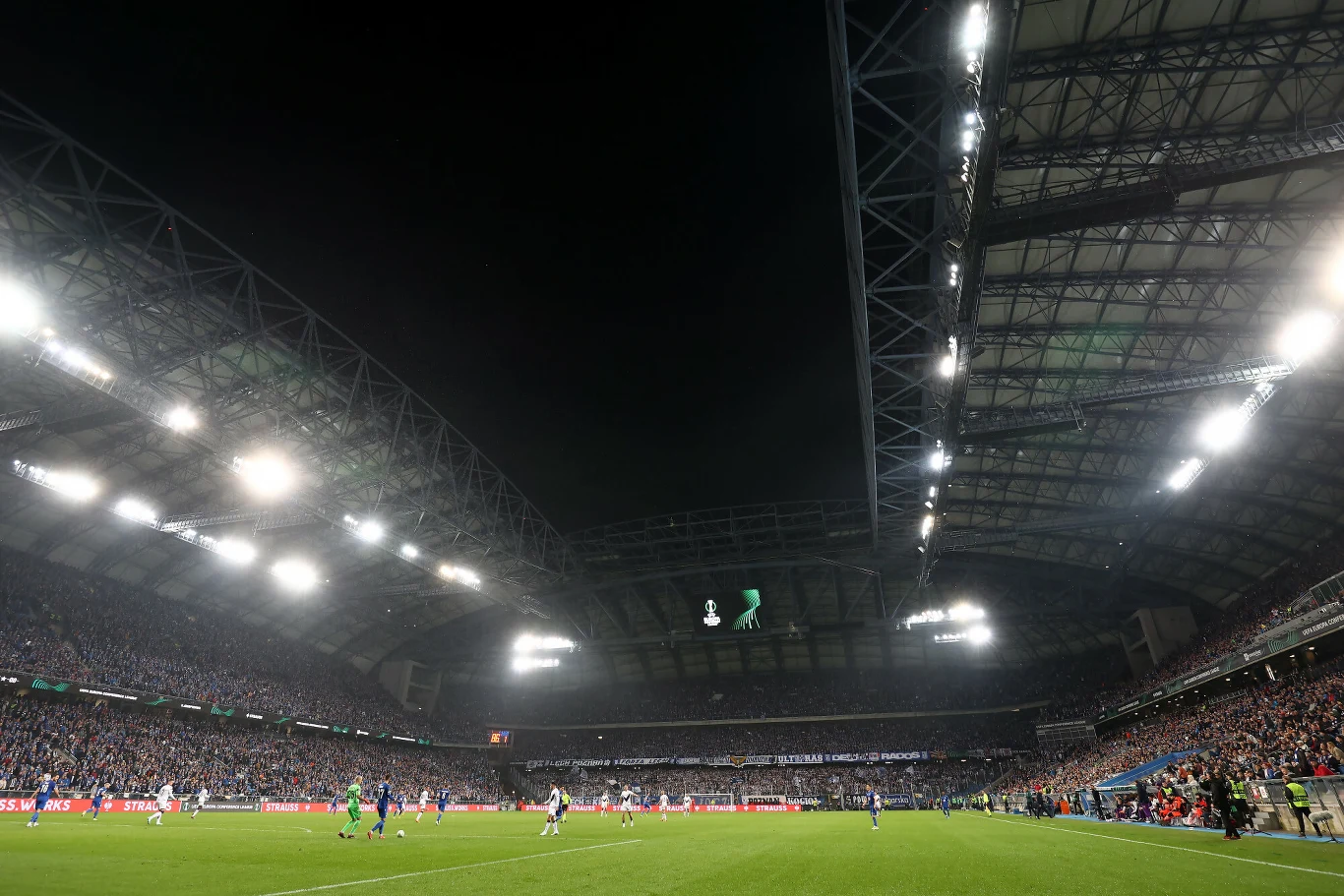 Stadion w Poznaniu przy ulicy Bułgarskiej.