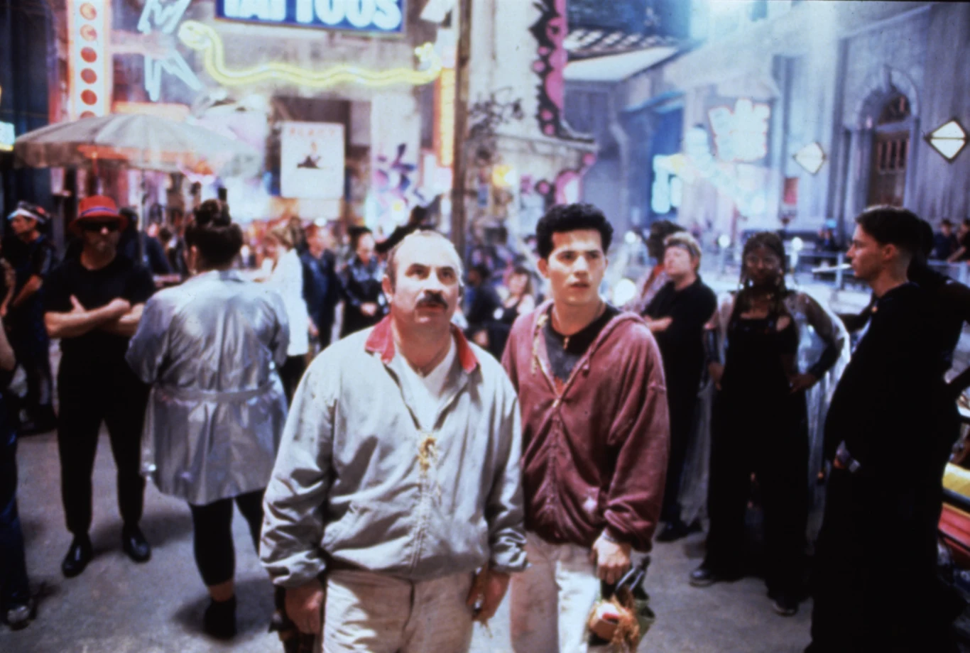 Bob Hoskins jako Mario Mario i John Leguizamo jako Luigi Mario