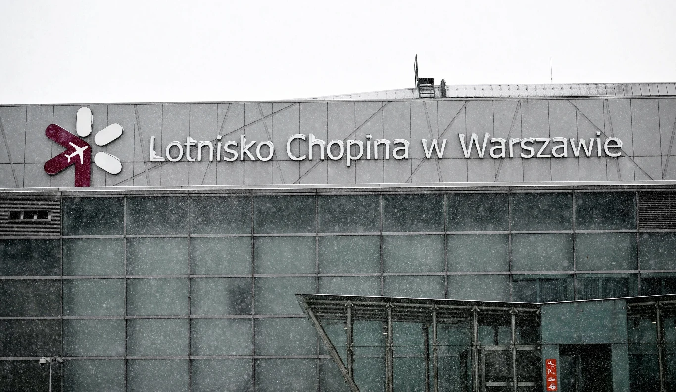 Lotnisko im. Fryderyka Chopina w Warszawie. Lotnisko im. Fryderyka Chopina w Warszawie.