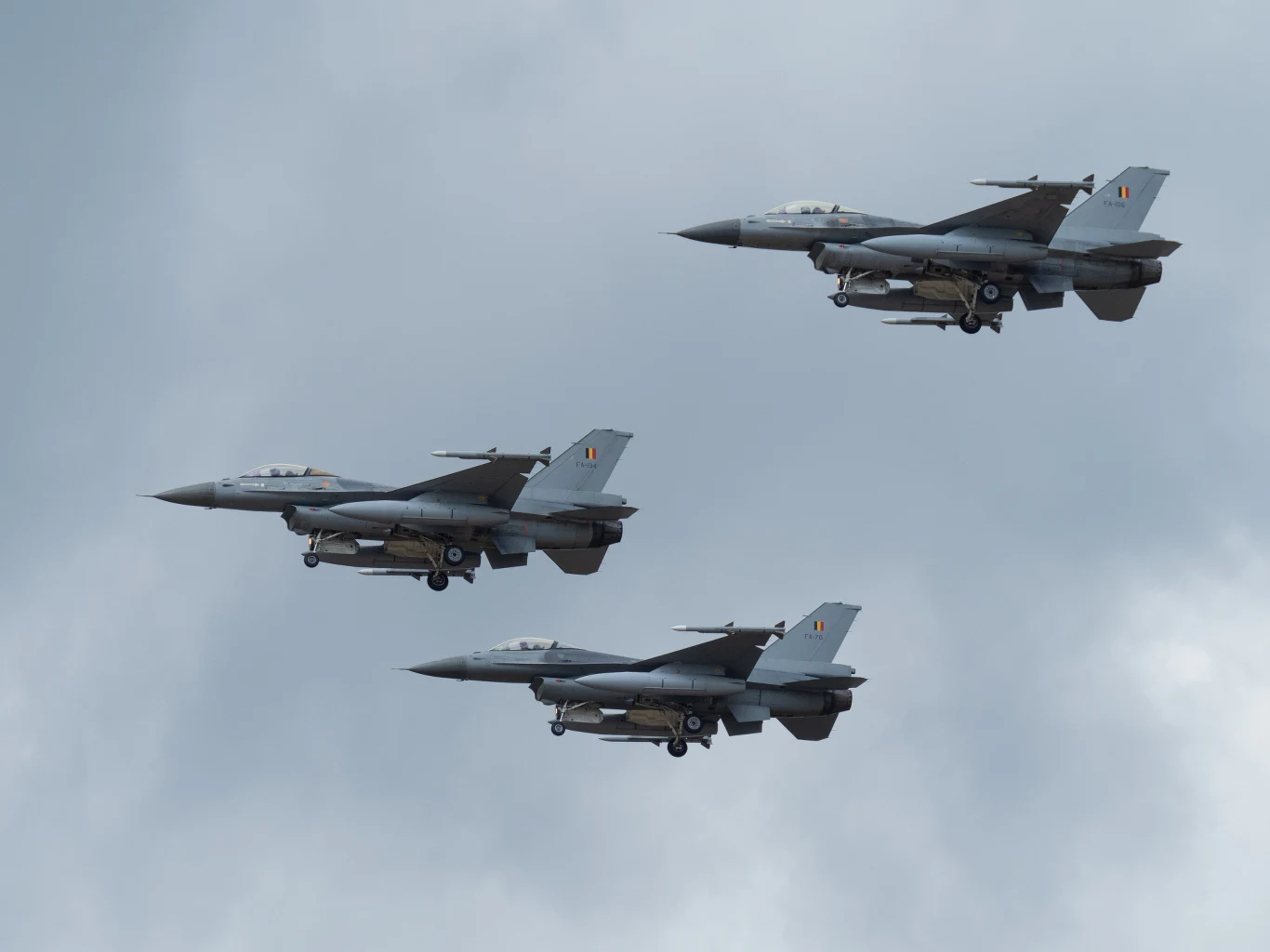 Przekazanie 10 samolotów F-16 Ukrainie może kosztować 2 mld dolarów (zdjęcie ilustracyjne) Przekazanie 10 samolotów F-16 Ukrainie może kosztować 2 mld dolarów (zdjęcie ilustracyjne)