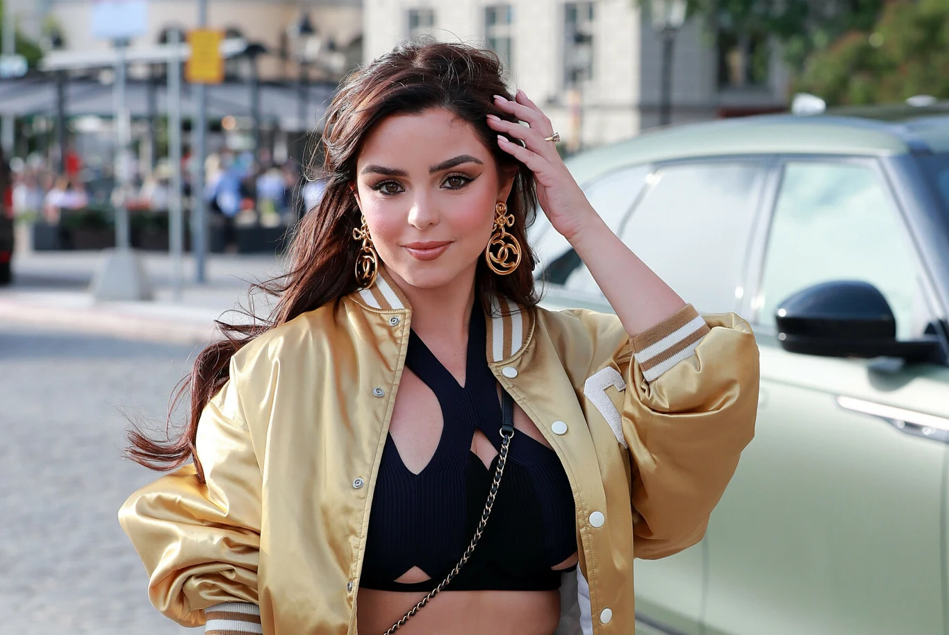 Demi Rose wie jak przyciągnąć obserwatorów na swój instagramowy profil. Jej sesje zdjęciowe są naprawdę wyjątkowe Demi Rose wie jak przyciągnąć obserwatorów na swój instagramowy profil. Jej sesje zdjęciowe są naprawdę wyjątkowe