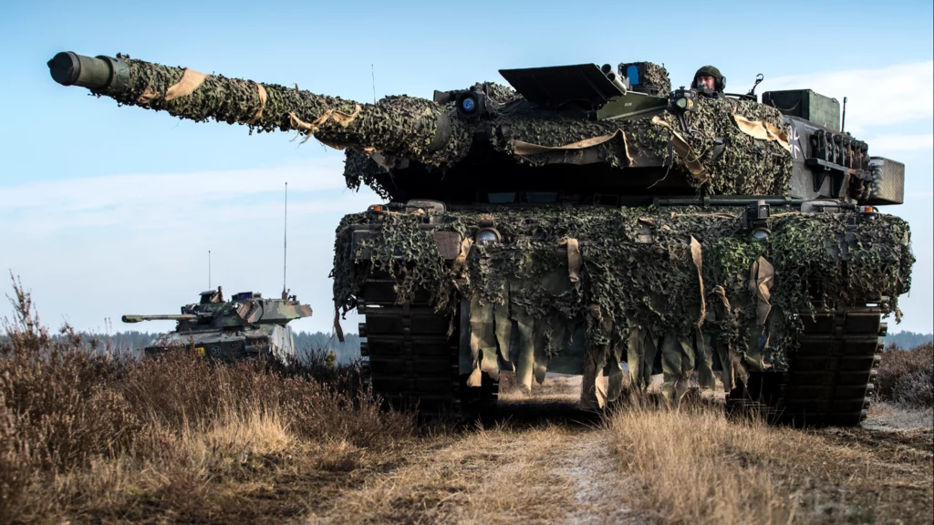 Ukraińcy pokazali, co zrobią z rosyjskimi czołgami, gdy wypuszczą Leopardy na front