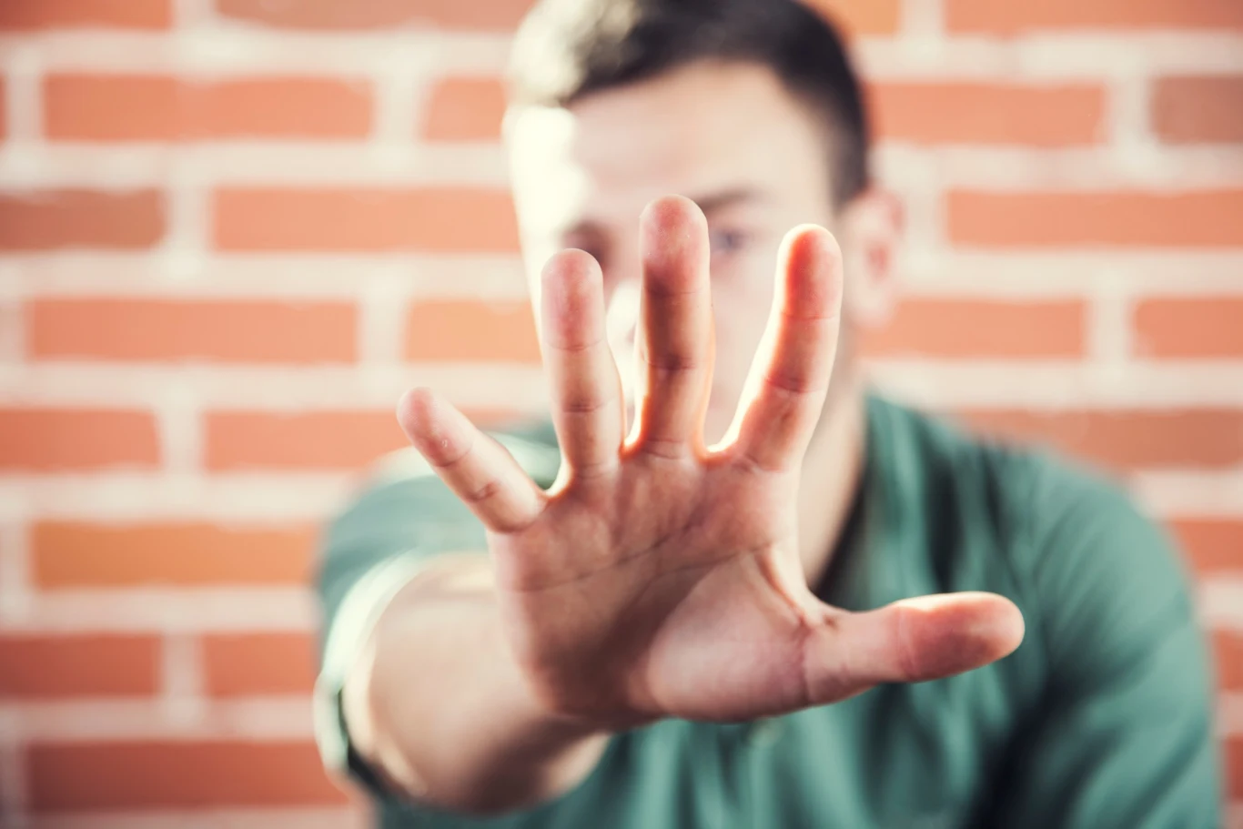 W Grecji taki znak można porównać do... wystawienia komuś środkowego palca