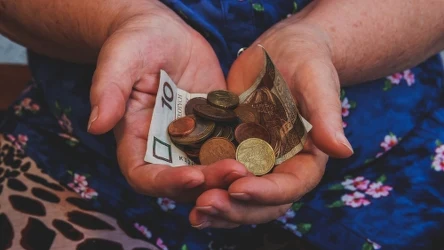 Ile wynosi najwyższa emerytura w Polsce? Od najniższej dzieli ją przepaść!