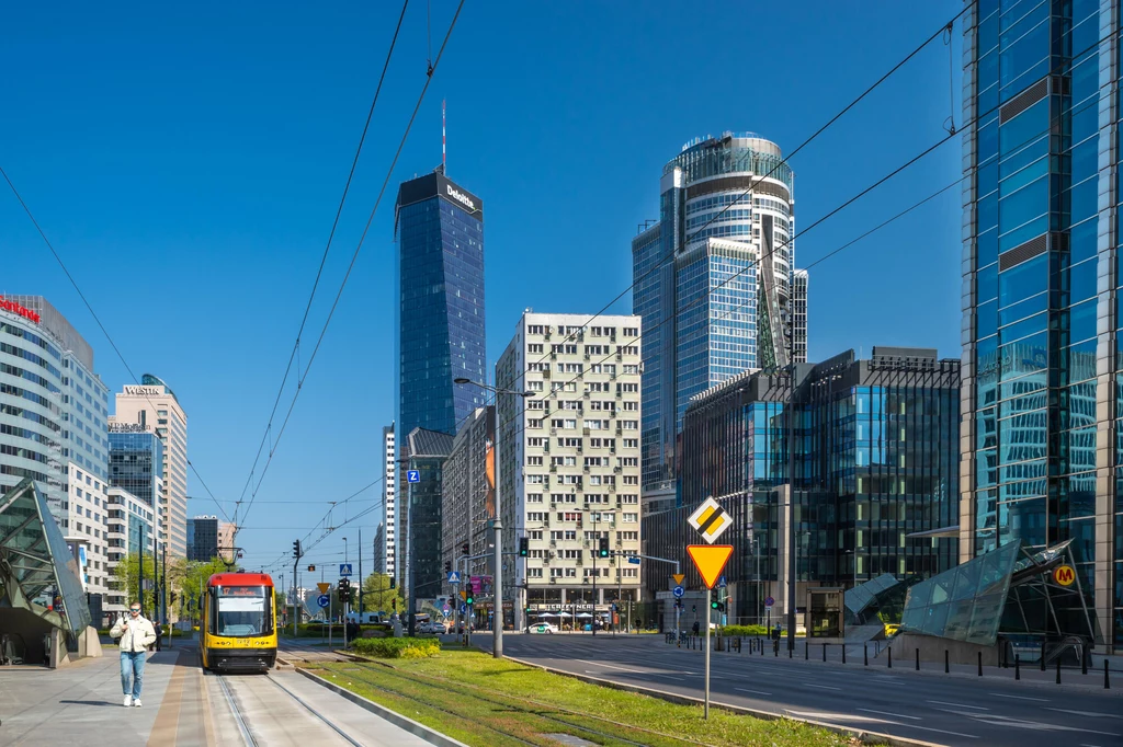 Gospodarka powoli zwalnia hamulec
