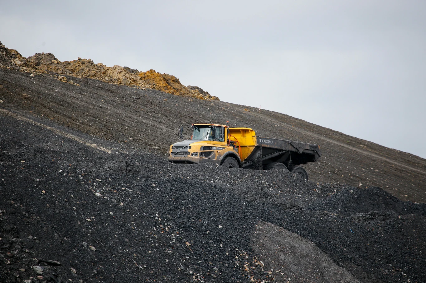 Węgiel kamienny i brunatny w Polsce - gdzie są jego złoża? Węgiel kamienny i brunatny w Polsce - gdzie są jego złoża?