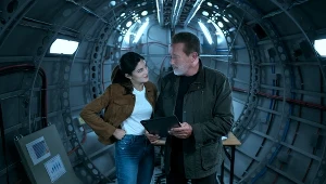 "Fubar": Monica Barbaro, Arnold Schwarzenegger