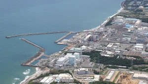 Zdjęcie lotnicze ukazuje elektrownię jądrową Fukushima