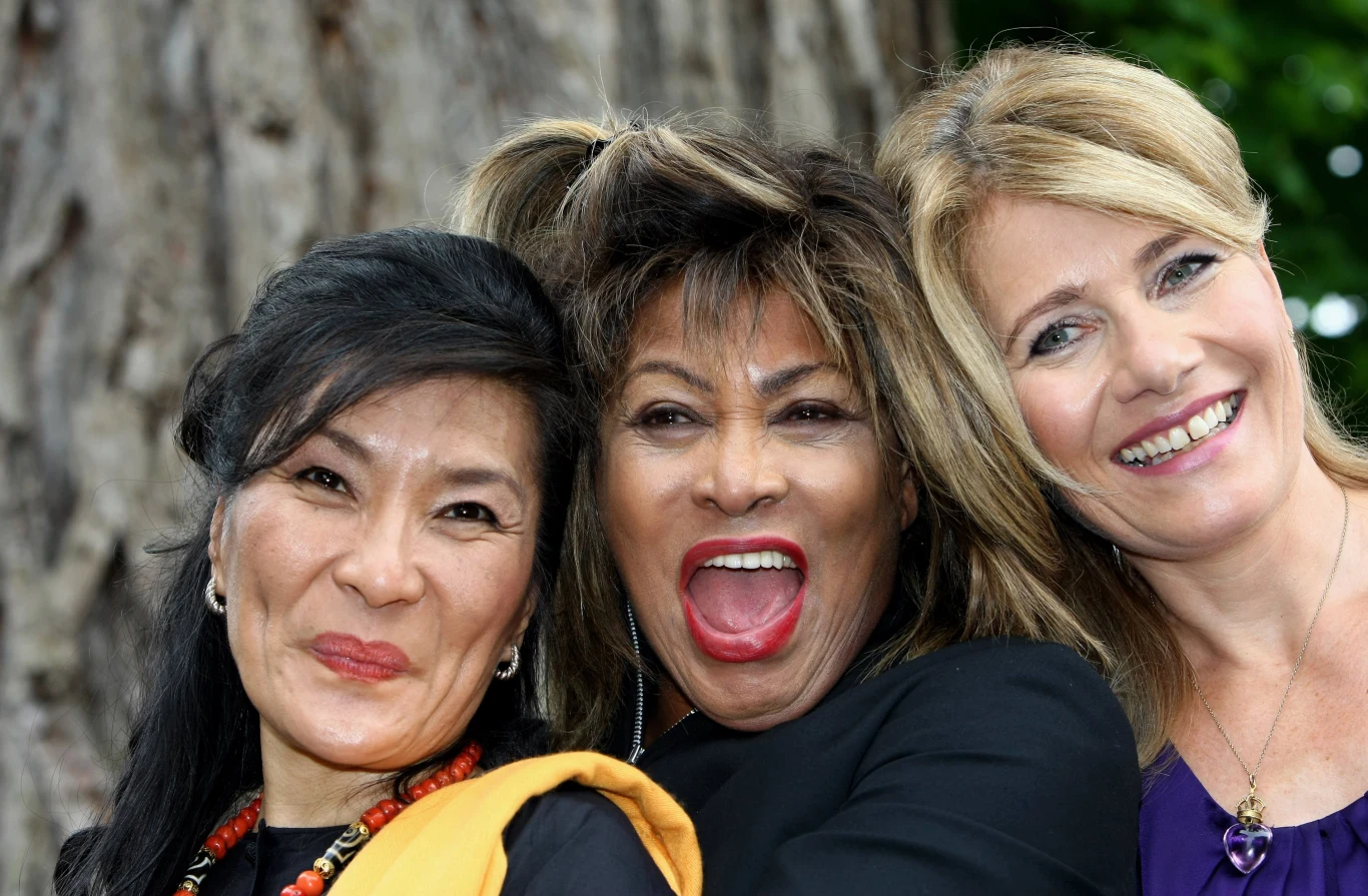 Tina Turner i Dechen Shak-Dagsay (z lewej)