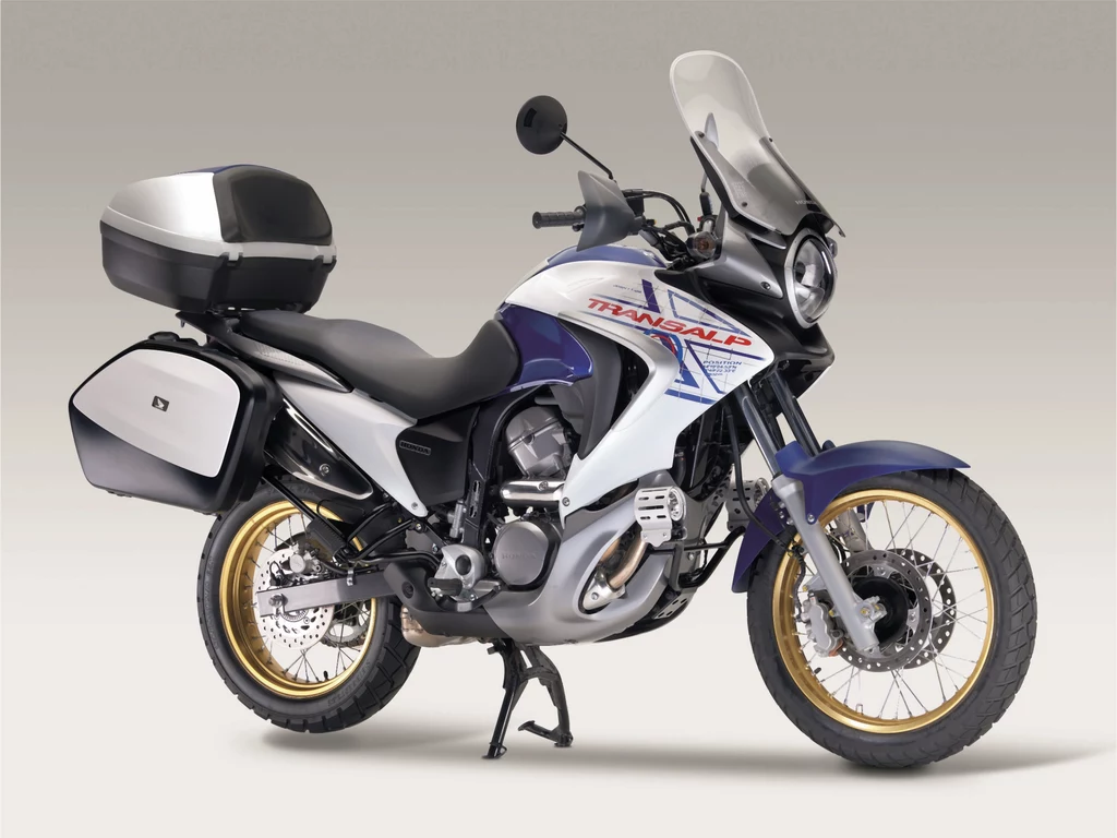 Honda Transalp XL700V to motocykl dla podróżników