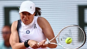 Iga Świątek jako jedna z nielicznych nie narzeka na jakość piłek w czasie tegorocznego Roland Garros