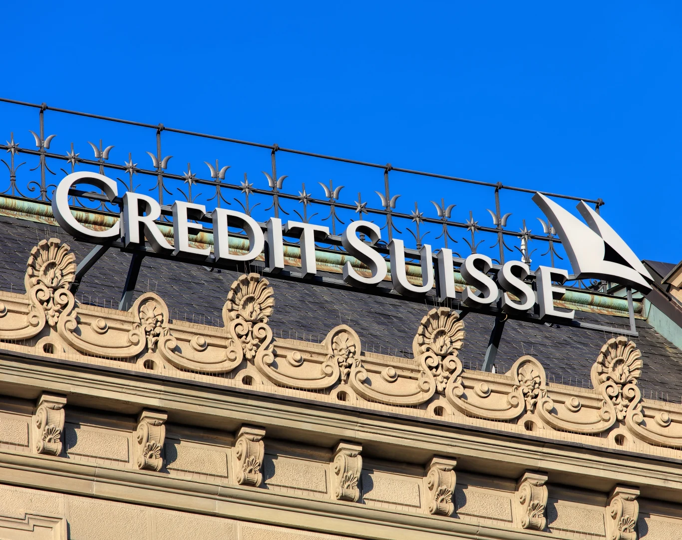Logo Credit Suisse będzie można oglądać najpóźniej do 2026 r. Logo Credit Suisse będzie można oglądać najpóźniej do 2026 r.