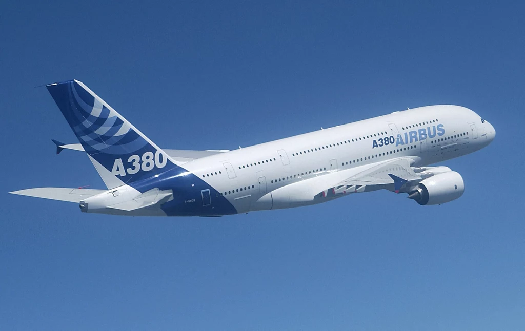 Airbus A380, największy pasażerski samolot świata.