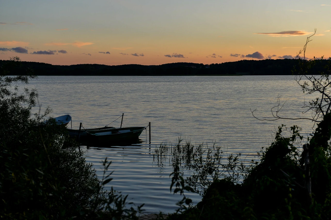 Mazury. Tu z pewnością wypoczniesz (na zdj. jezioro Ukiel) Mazury. Tu z pewnością wypoczniesz (na zdj. jezioro Ukiel)