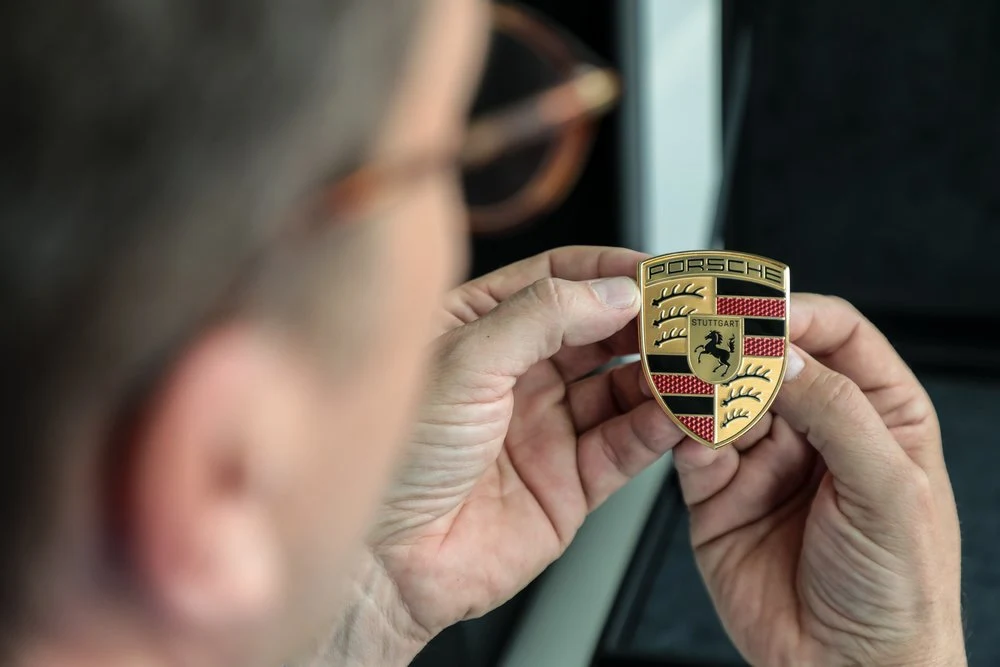 Porsche zmienia swój słynny herb