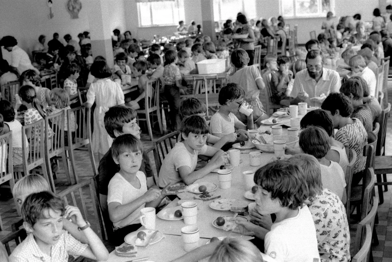 Jedzenie na koloniach? No cóż, nie były to wykwintne posiłki