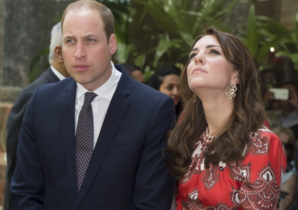Książę William zaczął poganiać Kate Middleton na ślubie księcia Jordanii Książę William zaczął poganiać Kate Middleton na ślubie księcia Jordanii