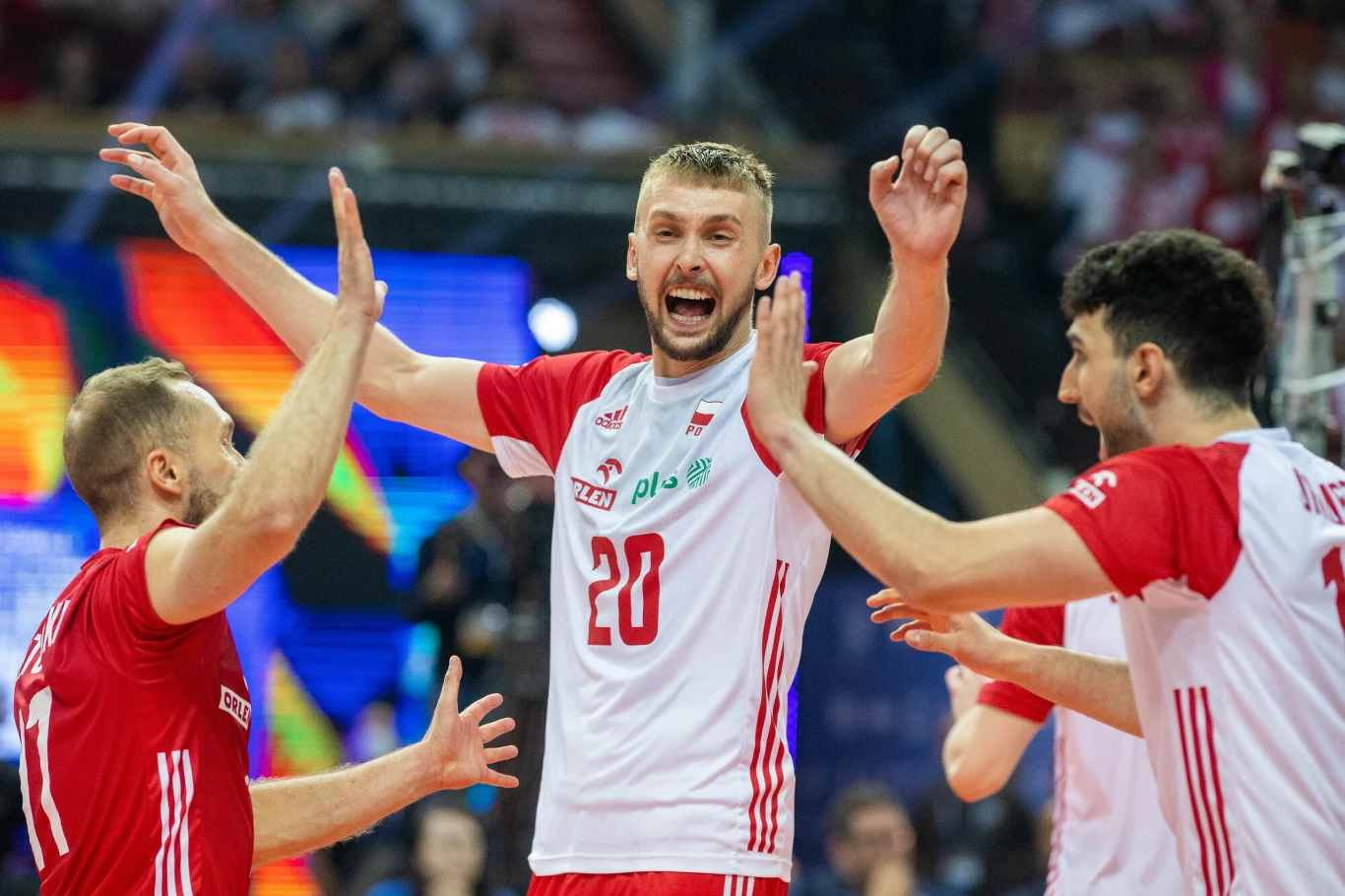 W środku Mateusz Bieniek, po lewej Paweł Zatorski, po prawej Marcin Janusz