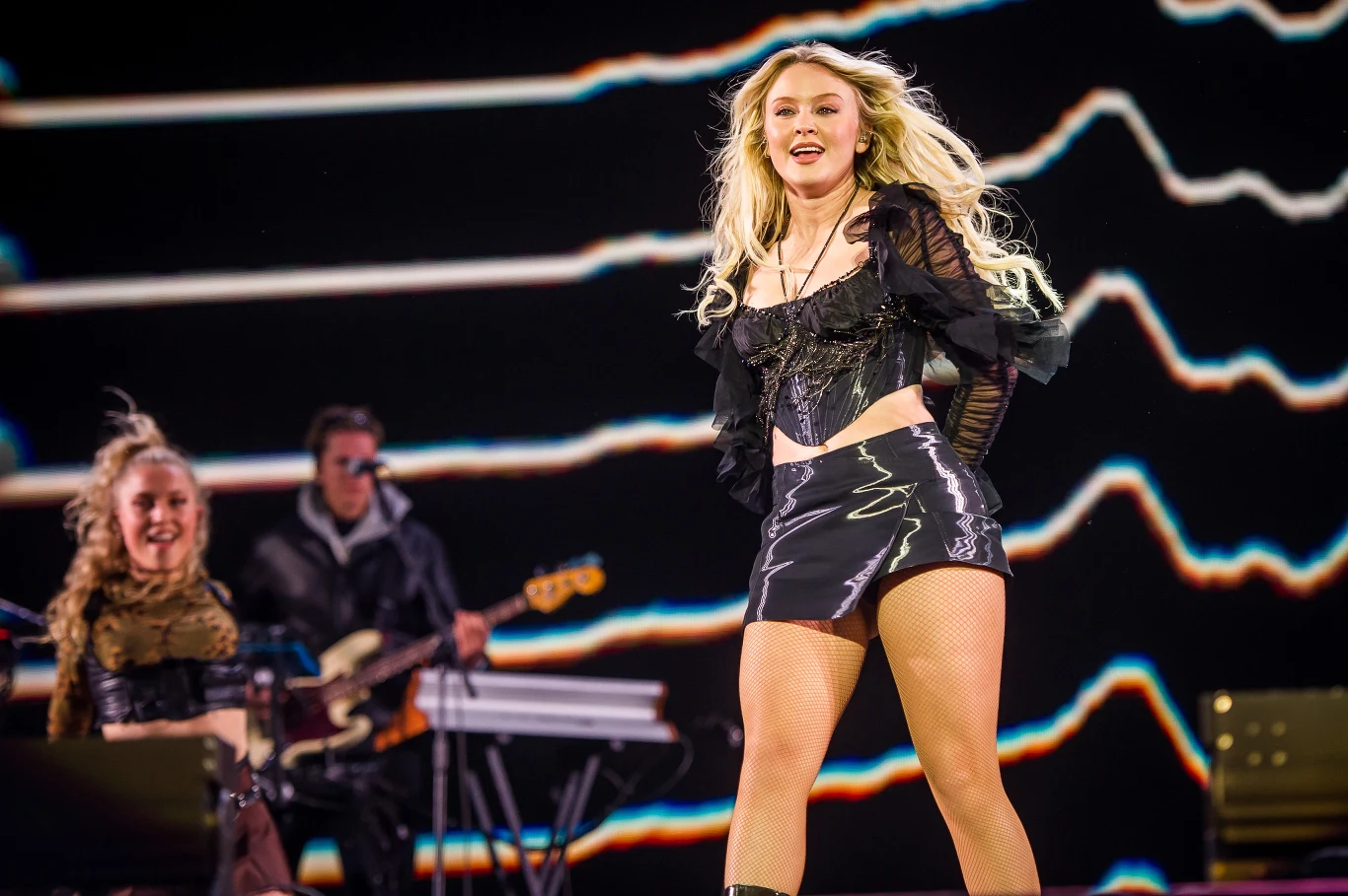 Zara Larsson na swoim pierwszym koncercie w Polsce. Została wyjątkowo ciepło przywitana przez polską publiczność