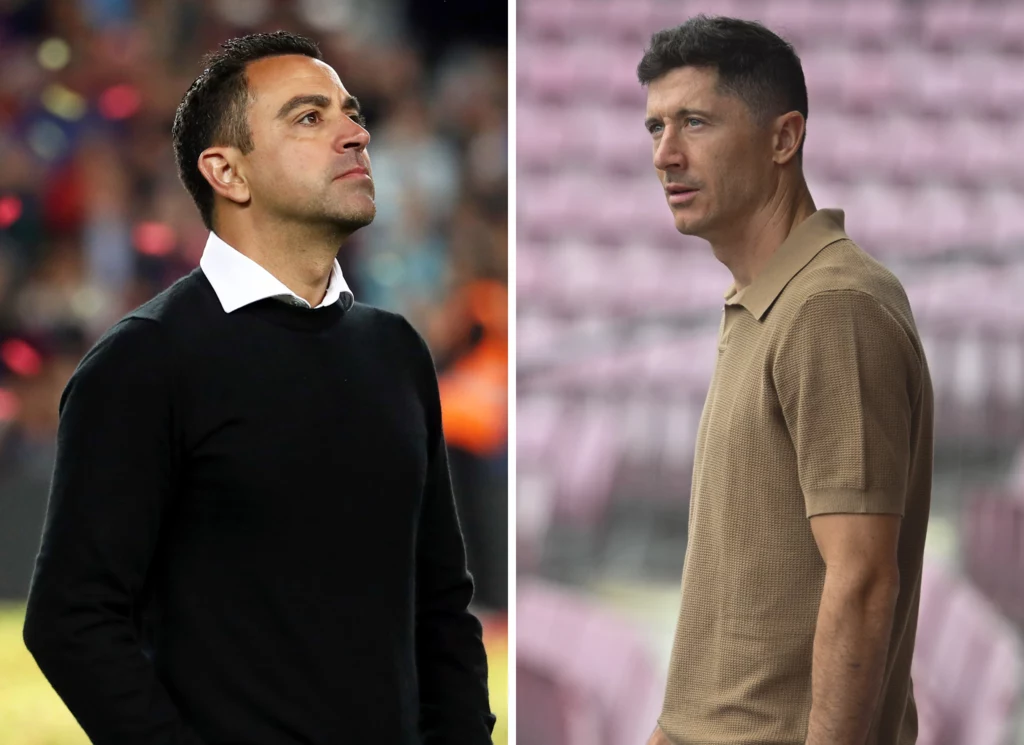 Trener FC Barcelona Xavi Hernandez oraz jego podopieczny Robert Lewandowksi Trener FC Barcelona Xavi Hernandez oraz jego podopieczny Robert Lewandowksi