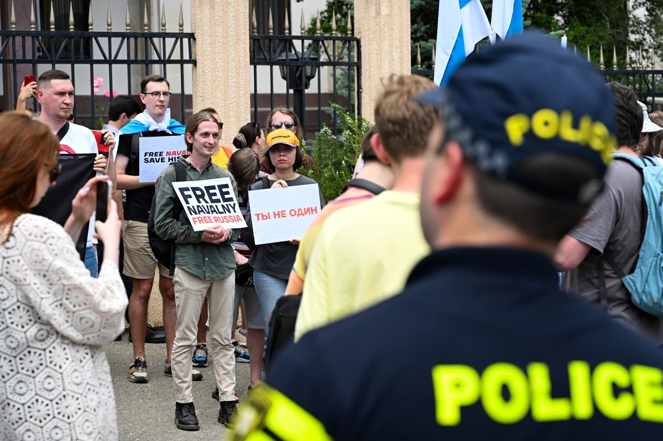 Demonstracje odbyły się nie tylko w Rosji. Na zdjęciu protestujący w Tbilisi Demonstracje odbyły się nie tylko w Rosji. Na zdjęciu protestujący w Tbilisi