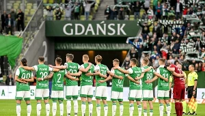 Piłkarze Lechii Gdańsk przed ostatnim meczem domowym w Ekstraklasie, gdy rywalem była Legia Warszawa