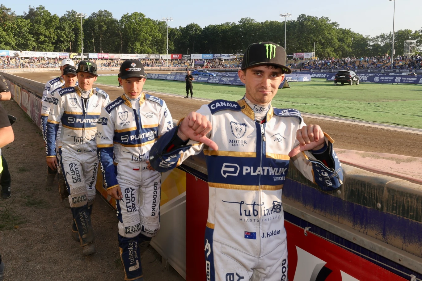 Na zdjęciu: Smutni żużlowcy Motoru Lublin.