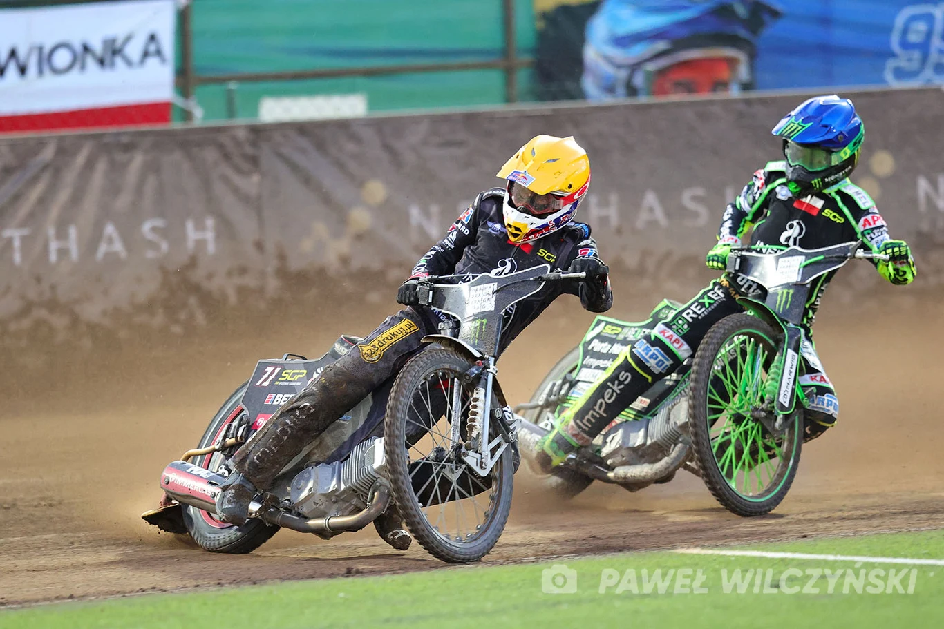 Na zdjęciu: Maciej Janowski (żółty), Patryk Dudek (niebieski).