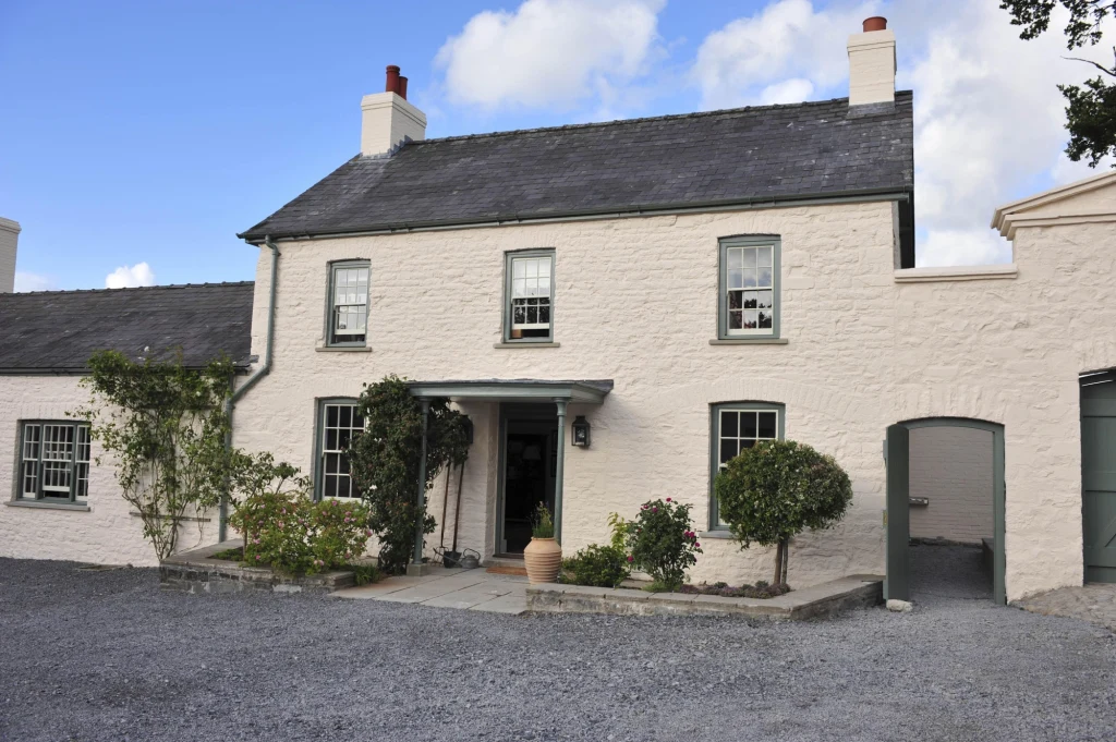  Królewska nieruchomość w walijskim Llwynywermod 