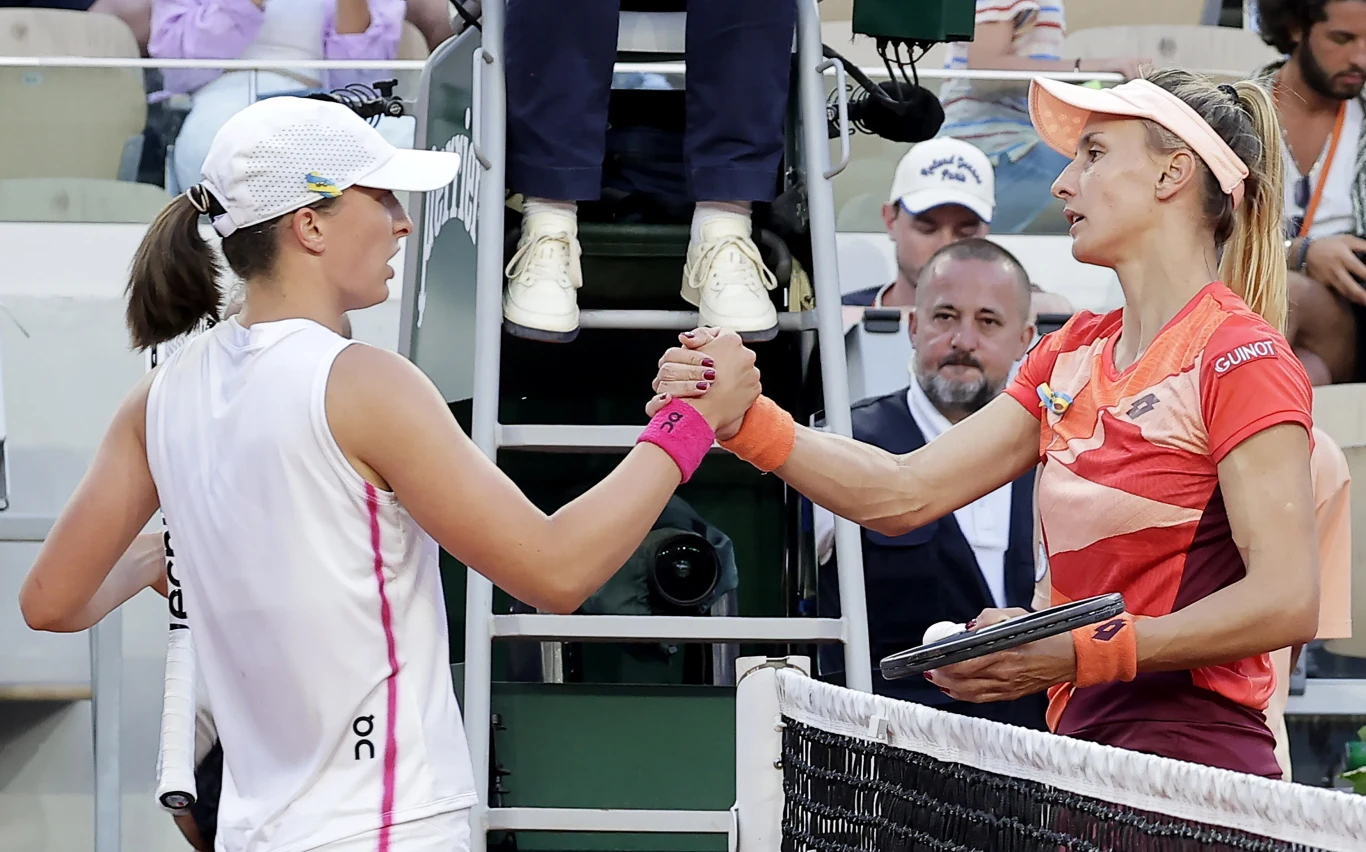 Łesia Curenko i Iga Świątek