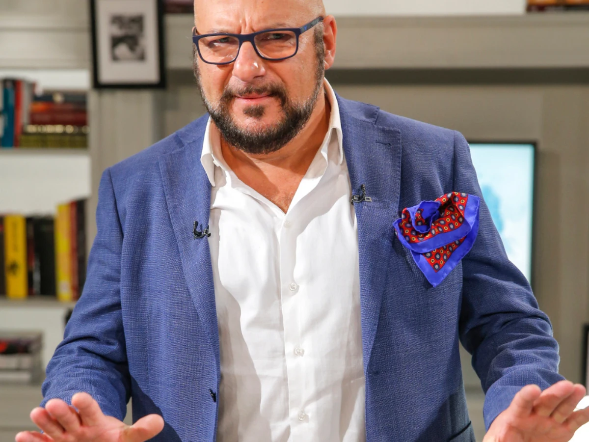 Piotr Gąsowski nigdy się nie ożenił. Winowajcami są koledzy Piotr Gąsowski nigdy się nie ożenił. Winowajcami są koledzy