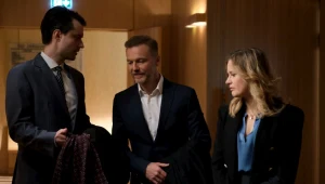 Rotkiewicz (Aleksandar Milićević), szef Malickiej (Marta Chodorowska), poprosi Budzyńskiego (Krystian Wieczorek) o rozmowę w cztery oczy