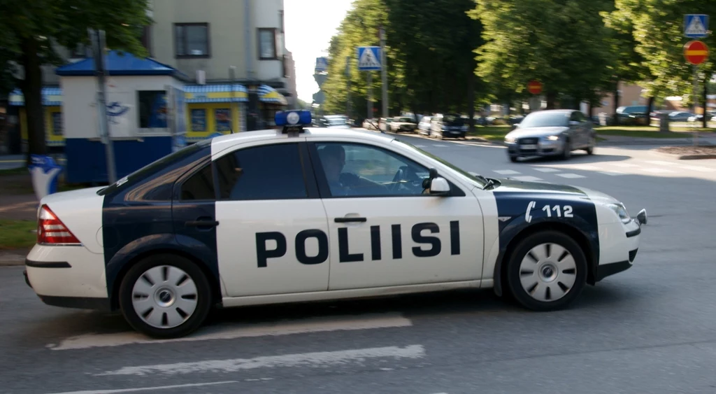 Prawie pół miliona złotych mandatu / kallerna, CC BY-SA 3.0 / Police car in Pori 