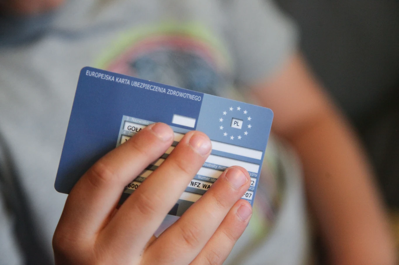Karta EKUZ to dokument, który potwierdza prawo do leczenia w czasie wyjazdów turystycznych lub zawodowych. Dlaczego warto ją mieć? Karta EKUZ to dokument, który potwierdza prawo do leczenia w czasie wyjazdów turystycznych lub zawodowych. Dlaczego warto ją mieć?