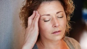 Tak twoje ciało daje znać, że domaga się snu. Objawy są nietypowe