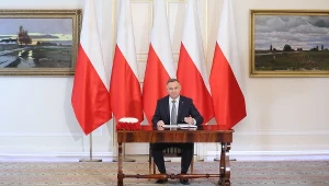 300 plus dodatku do emerytury staje się faktem. Prezydent Andrzej Duda podpisał ustawę