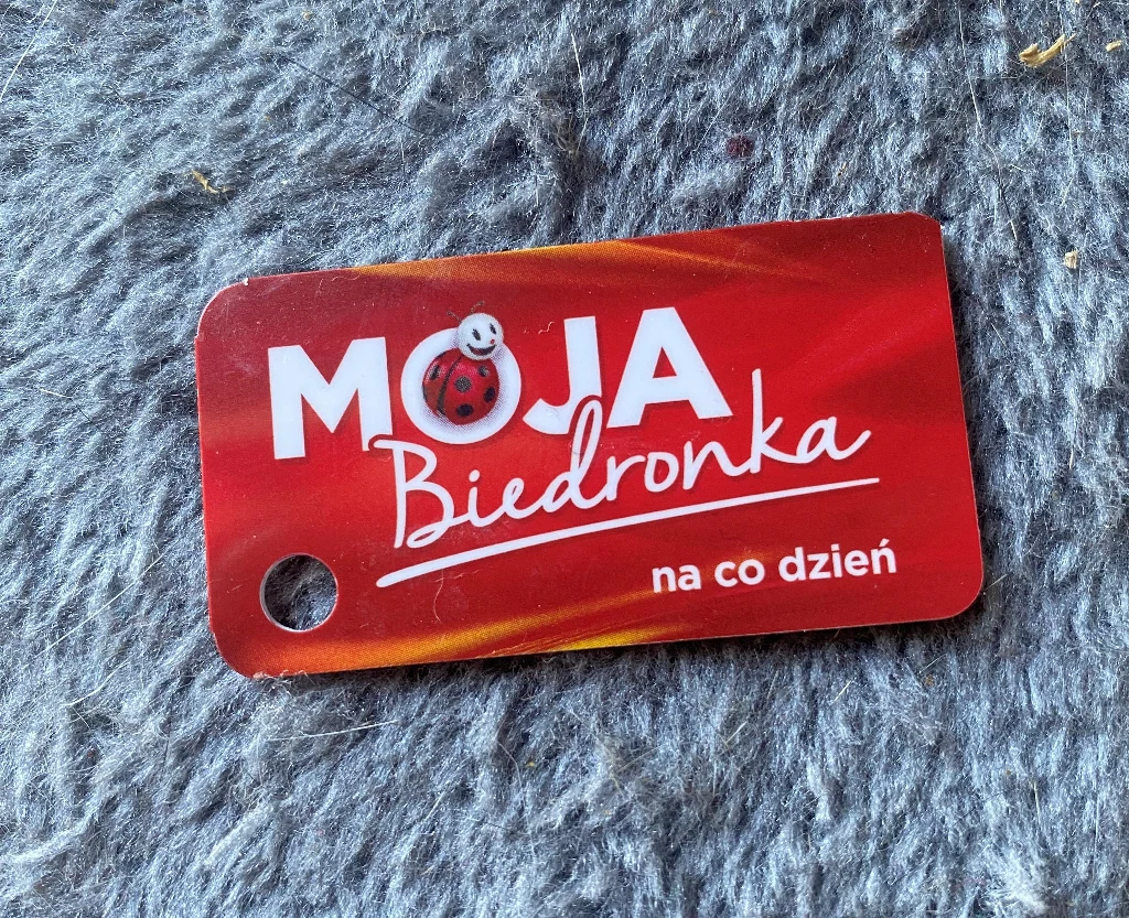 Karta Moja Biedronka. Biedronka daje posiadaczom dwa wyjścia