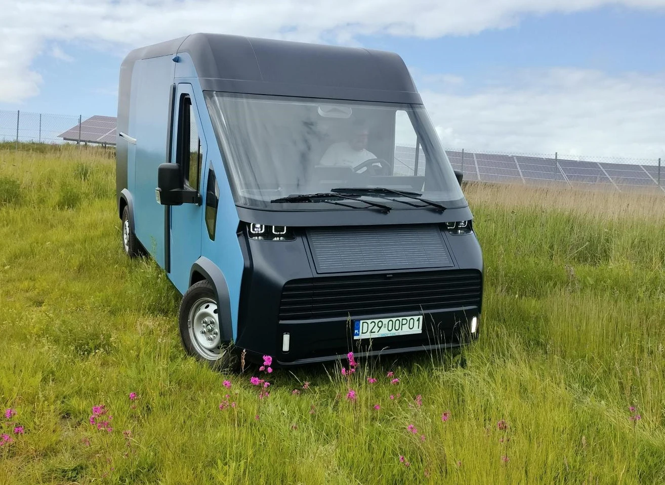 Prototypowy EVAN ze Zgorzelca (Innovation AG) ma już dopuszczenie do ruchu. Aktualnie trwa proces homologacji pojazdu Prototypowy EVAN ze Zgorzelca (Innovation AG) ma już dopuszczenie do ruchu. Aktualnie trwa proces homologacji pojazdu