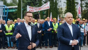 Premier Mateusz Morawiecki udał się w środę do Turowa, aby wyrazić sprzeciw co do decyzji sądu administracyjnego w Warszawie. Nakazano w niej wstrzymanie wydobycia węgla brunatnego w kopalni