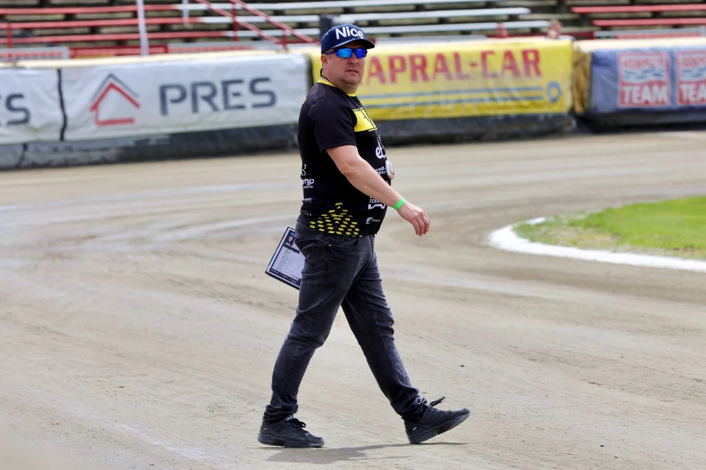 Tomasz Bajerski, trener PSŻ. Tomasz Bajerski, trener PSŻ.