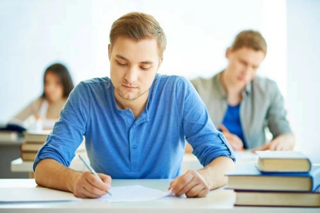 Biznes i zarządzanie zastąpi podstawy przedsiębiorczości w szkołach średnich. Co się zmieni?