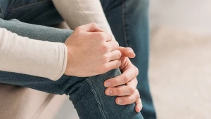 Nie tylko wiek jest czynnikiem ryzyka. Nadwaga też prowadzi do zwyrodnień