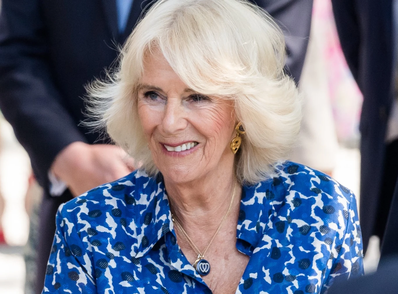 Camilla Parker Bowles złamała królewski protokół? Camilla Parker Bowles złamała królewski protokół?