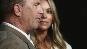 Kevin Costner i Christine Baumgartner