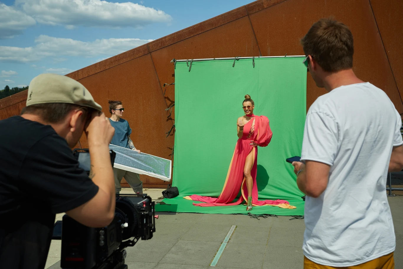 Doda na nagraniu spotu promującego jesienną ramówkę Polsatu Doda na nagraniu spotu promującego jesienną ramówkę Polsatu